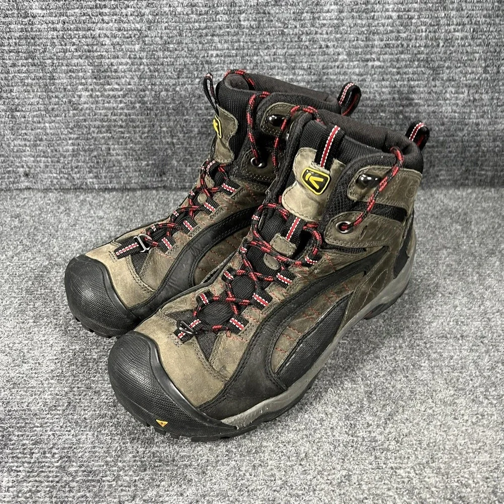 KEEN Boots‎ Mens Size 11 Brown Nubuck Waterproof Insulated Hiking Snow 12017